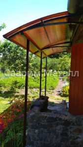 навес к дому из поликарбоната