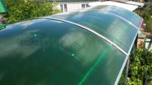 Навес из поликарбоната