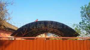 навес для крыльца из поликарбоната