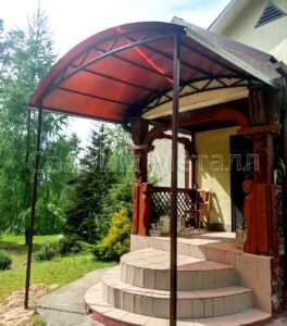 навес к дому из поликарбоната