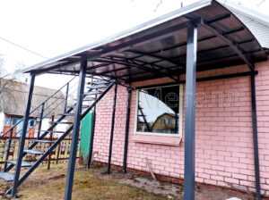 навесы из поликарбоната частного дома