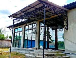 навес к дому из поликарбоната