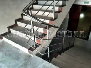 перила для лестницы из металла