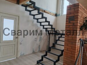 Лестница качествнная из металла