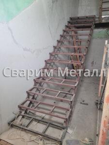 Лестница металлокаркас врз