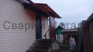 Навес из поликарбоната крыльцо