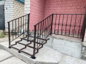 Перила с лесенкой речица спуск