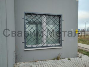 Решетка защитная на окно