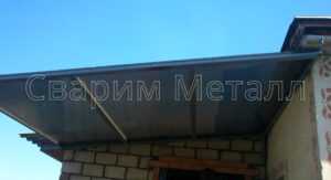 козырек над входной дверью из поликарбоната