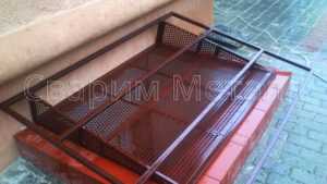 козырек из поликарбоната