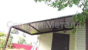 козырек над дверью из поликарбоната