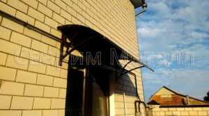 козырек над окном из поликарбоната