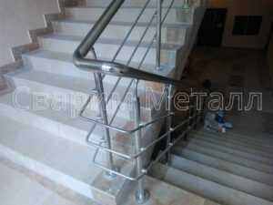 перила для лестниц в частном доме