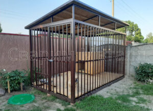 Вольер луговая