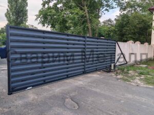 Ворота откатные металлический штакетник